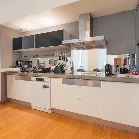 L'horloge De L'ecusson Apartman