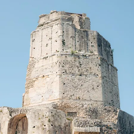 L'horloge De L'ecusson * Ним